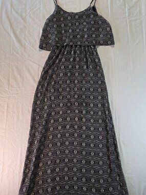 Liberty Love Gray Sleeveless Boho-Style Maxi Dress Medium